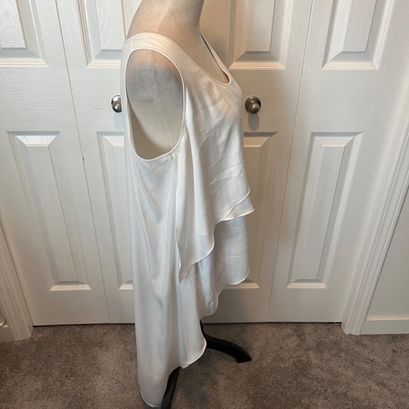 BCBG size M top - Picture 5 of 9